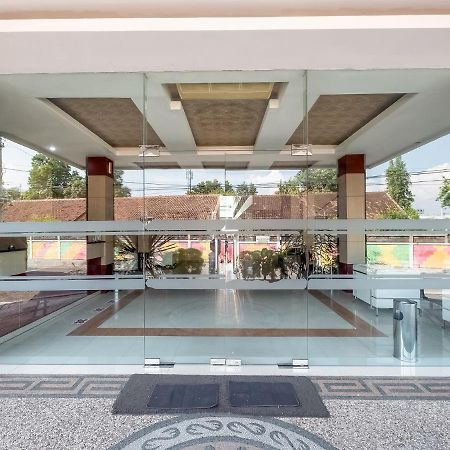 Oyo Flagship 3726 Tembok Batu Residence Tugu Εξωτερικό φωτογραφία