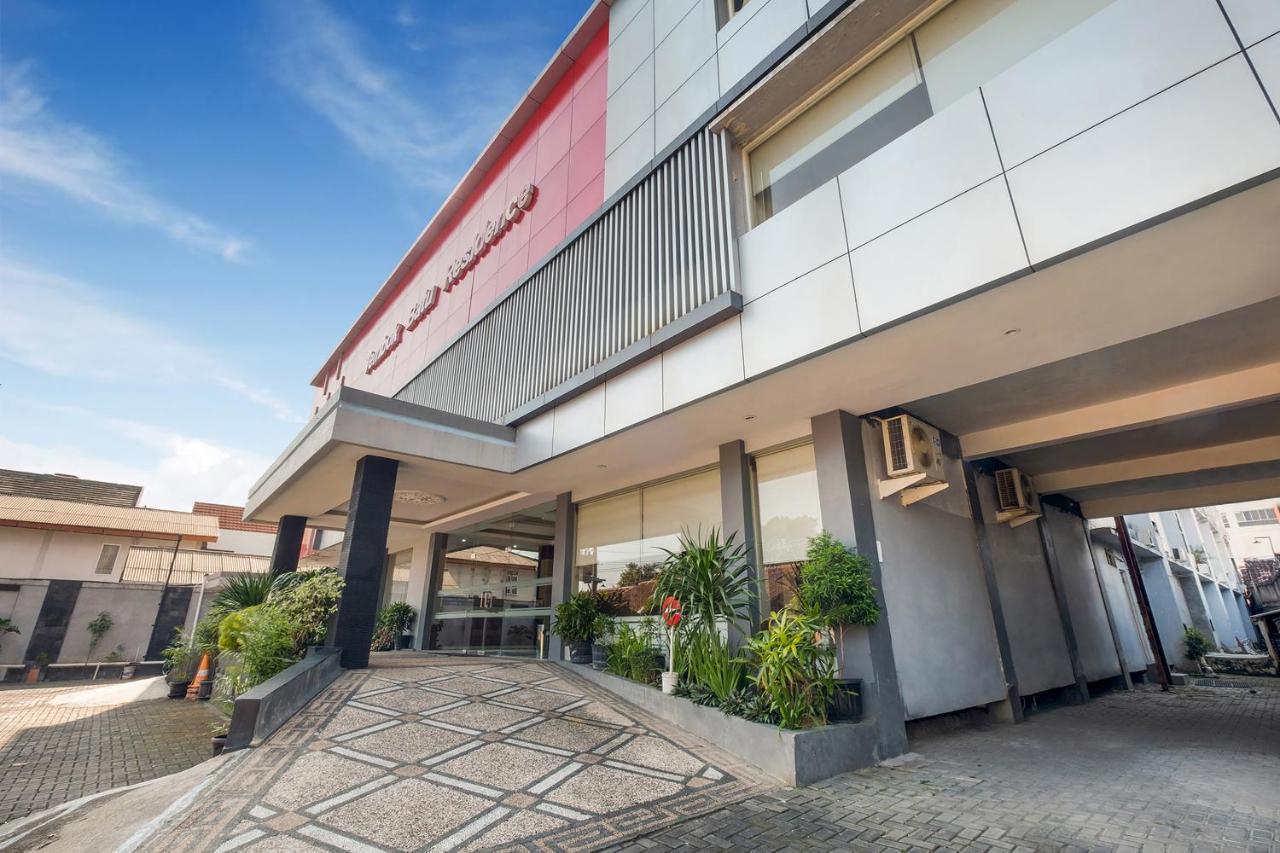 Oyo Flagship 3726 Tembok Batu Residence Tugu Εξωτερικό φωτογραφία
