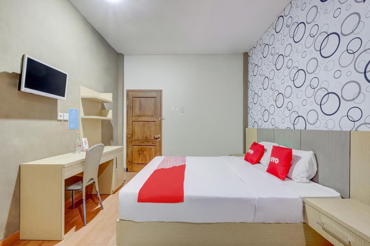 Oyo Flagship 3726 Tembok Batu Residence Tugu Εξωτερικό φωτογραφία