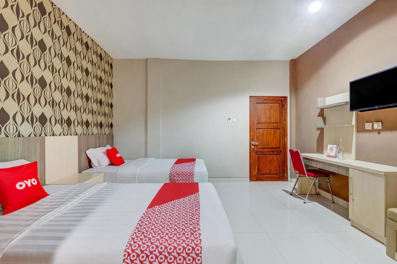 Oyo Flagship 3726 Tembok Batu Residence Tugu Εξωτερικό φωτογραφία