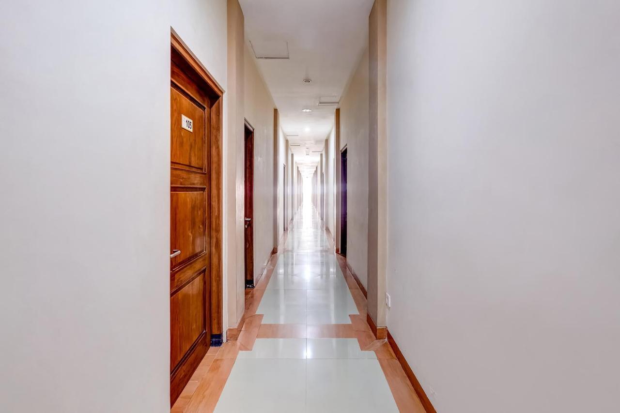 Oyo Flagship 3726 Tembok Batu Residence Tugu Εξωτερικό φωτογραφία