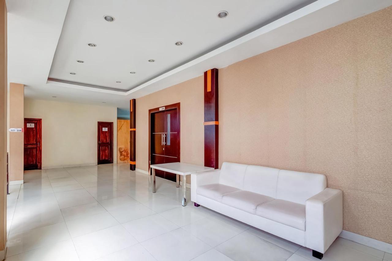 Oyo Flagship 3726 Tembok Batu Residence Tugu Εξωτερικό φωτογραφία