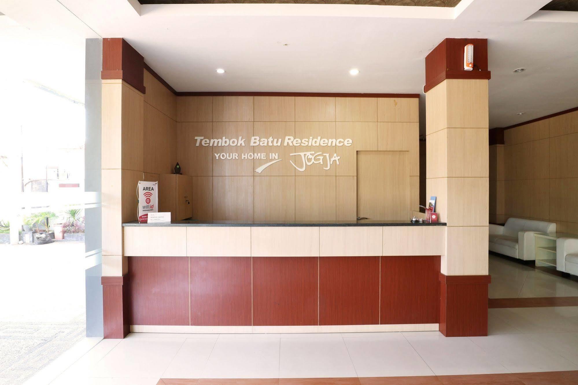 Oyo Flagship 3726 Tembok Batu Residence Tugu Εξωτερικό φωτογραφία